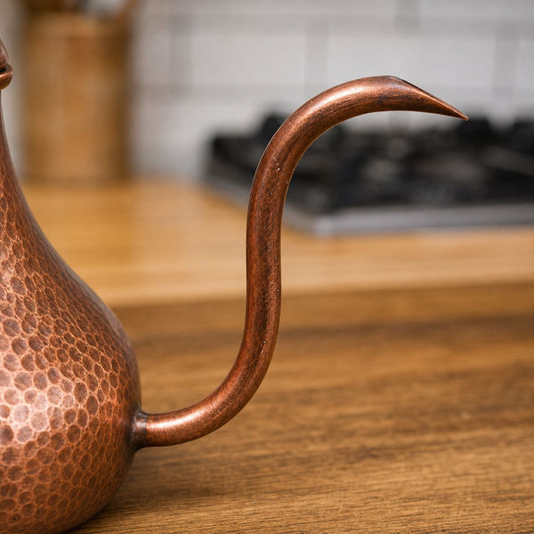 Jade Copper Gooseneck Kettle – 700ml Hammered Finish