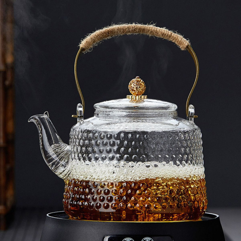 Lian Chinese glass teapot with strainer – 1.4L Hammered borosilicate glass